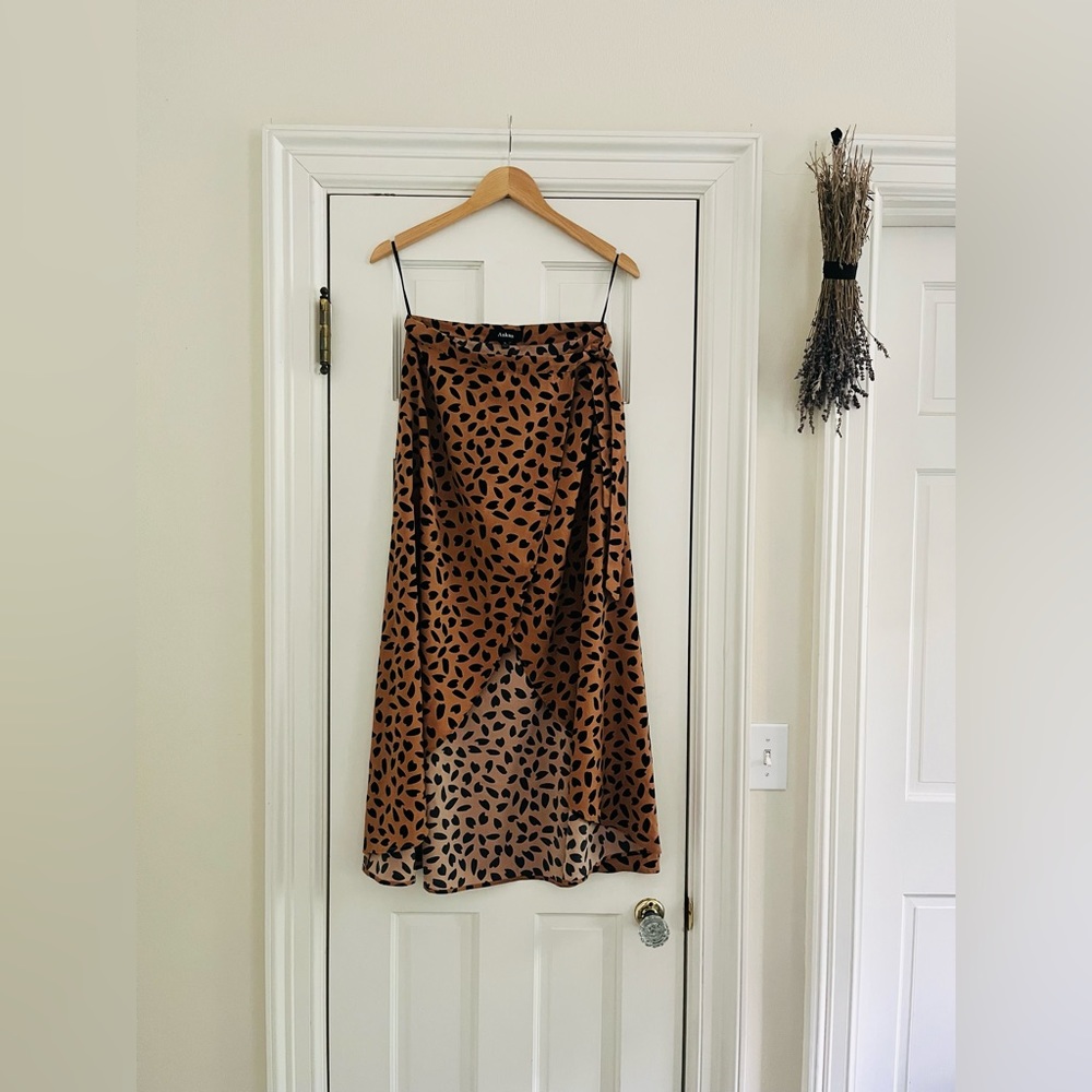 Aakaa Camel and Black Wrap Skirt